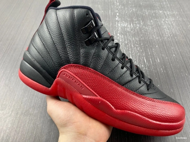 Rep MAX Game Retro (2016) Flu Jordan 130690-002 12 0811